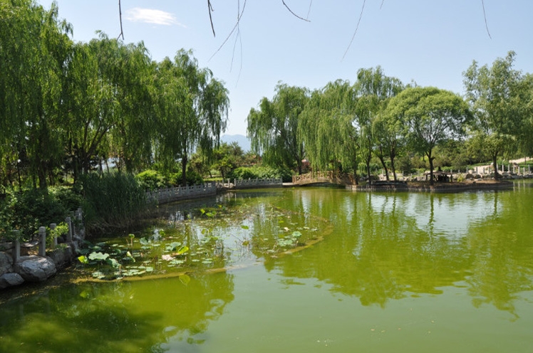天寿陵园